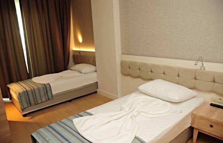 Orfeus Queen Hotel
