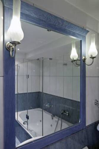 Parnon Hotel
