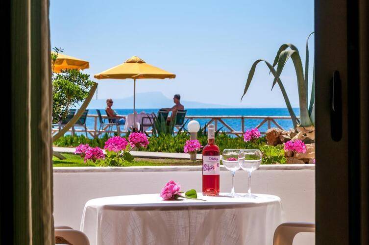 Alkionis Beach Hotel Apartments