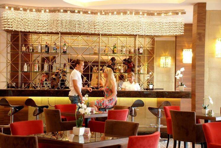 Grand Okan Hotel