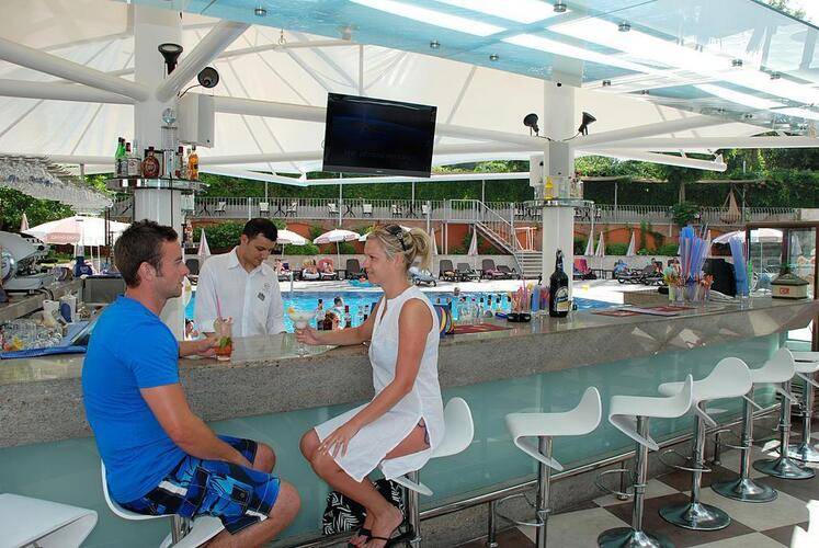 Grand Okan Hotel