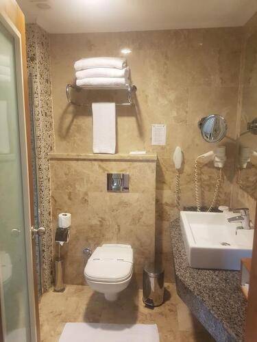 Grand Okan Hotel