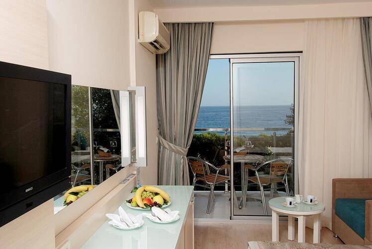 Grand Okan Hotel