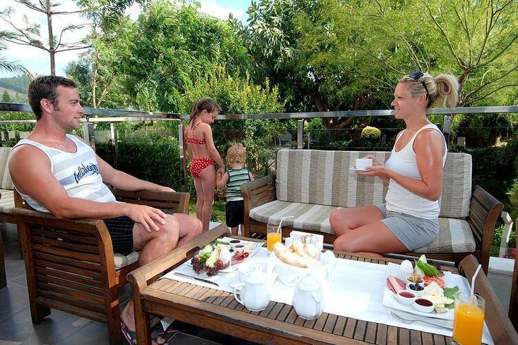 Grand Okan Hotel
