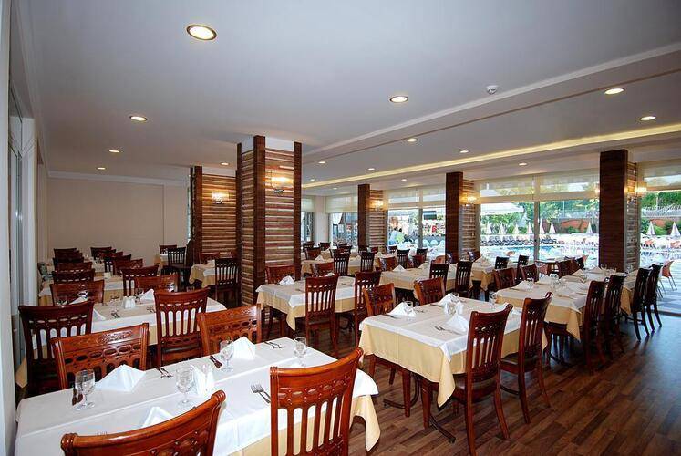 Grand Okan Hotel