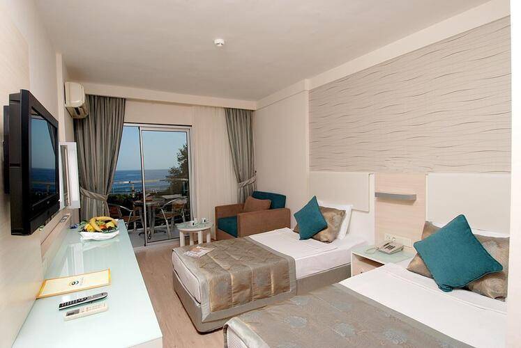 Grand Okan Hotel