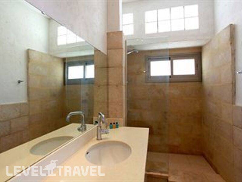 Фотография Hayarkon Beach Apartments