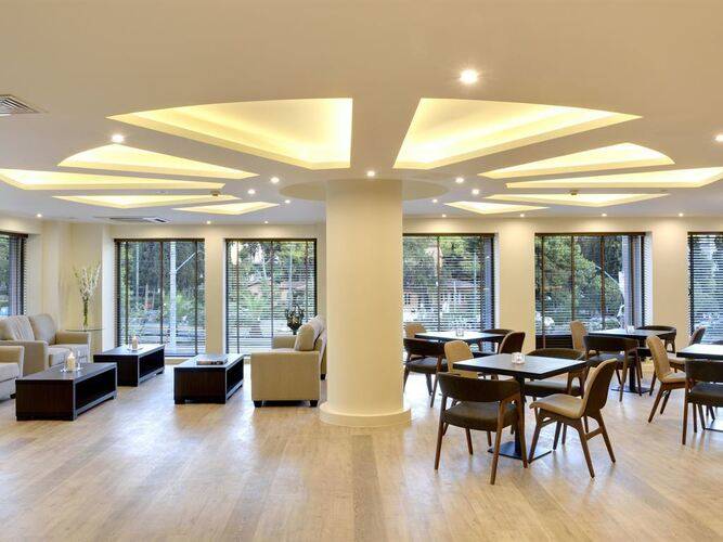 Athens Avenue Hotel