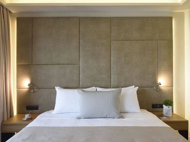 Athens Avenue Hotel