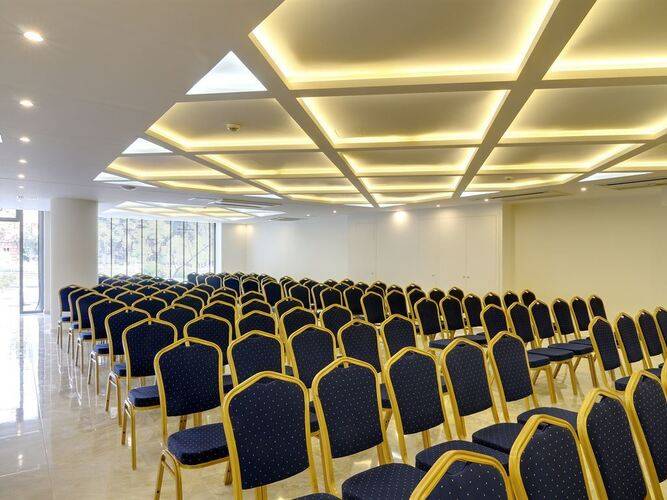 Athens Avenue Hotel