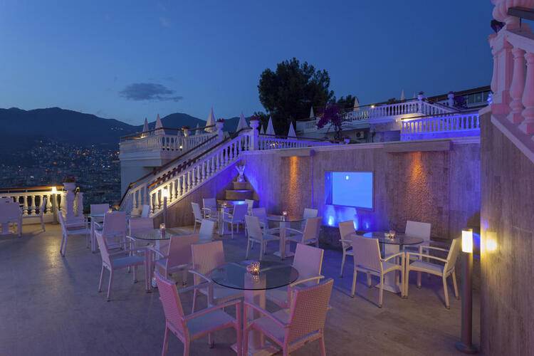 Sunny Hill Alya Hotel