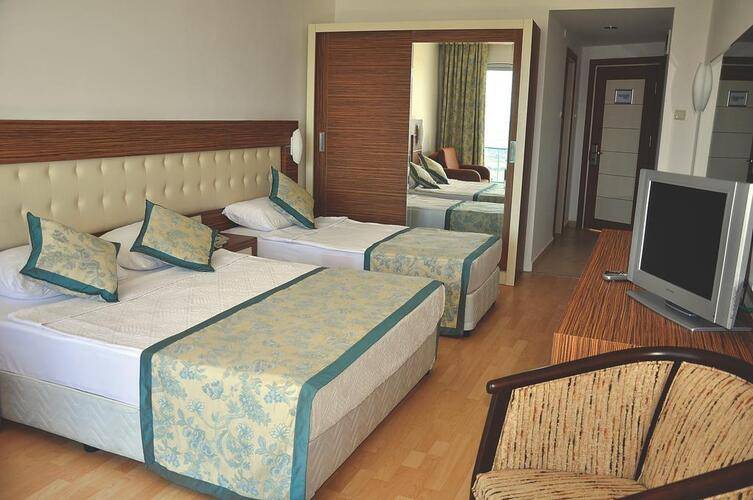 Blue Diamond Alya Hotel