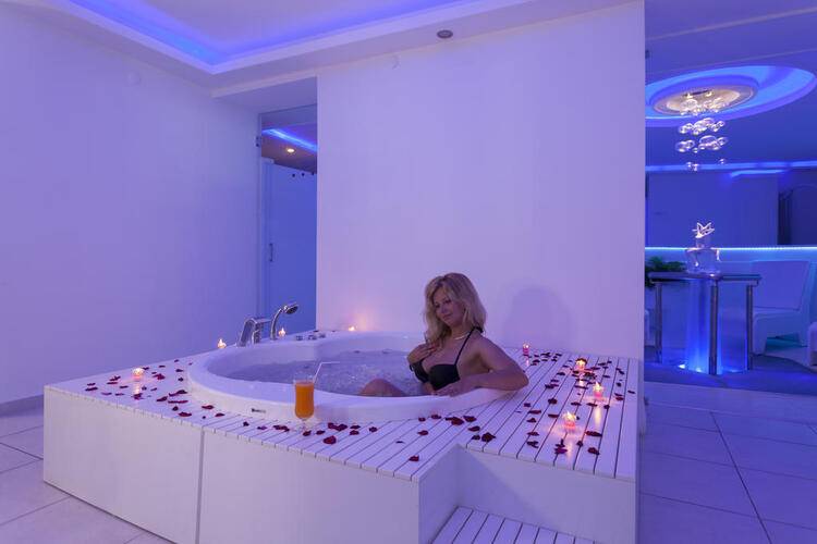 Blue Diamond Alya Hotel