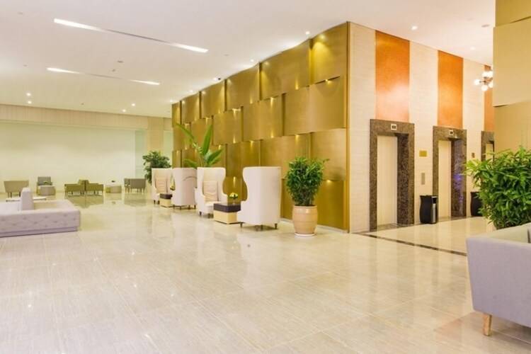 Diamond Bay Hotel