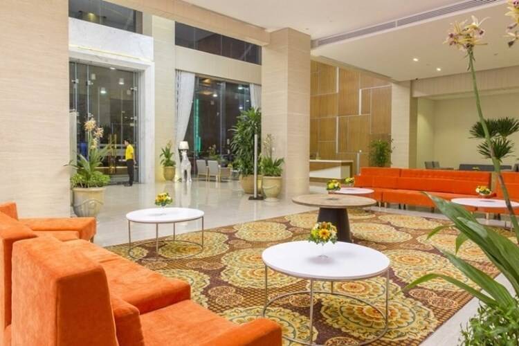 Diamond Bay Hotel