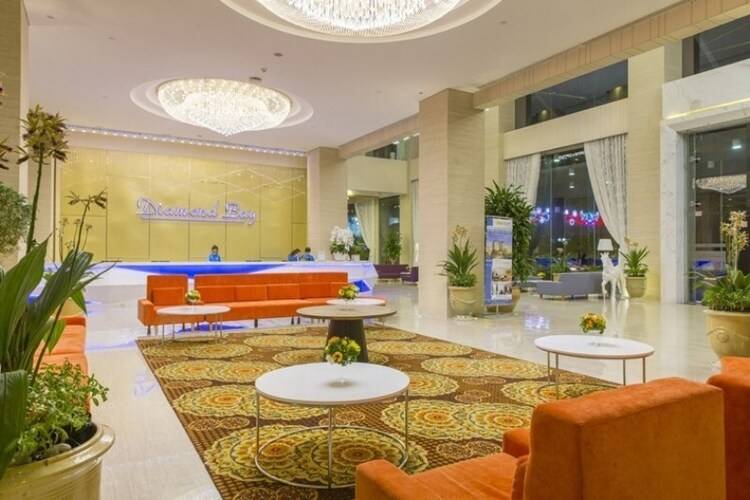 Diamond Bay Hotel