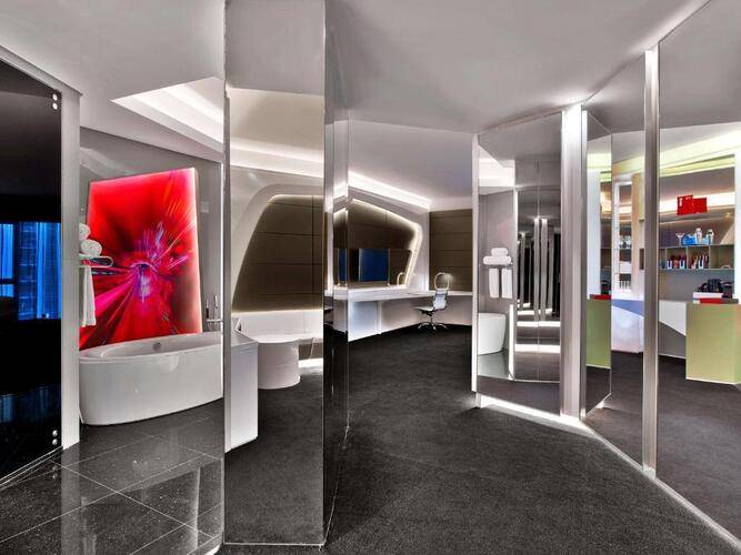 V Hotel Curio Collection By Hilton