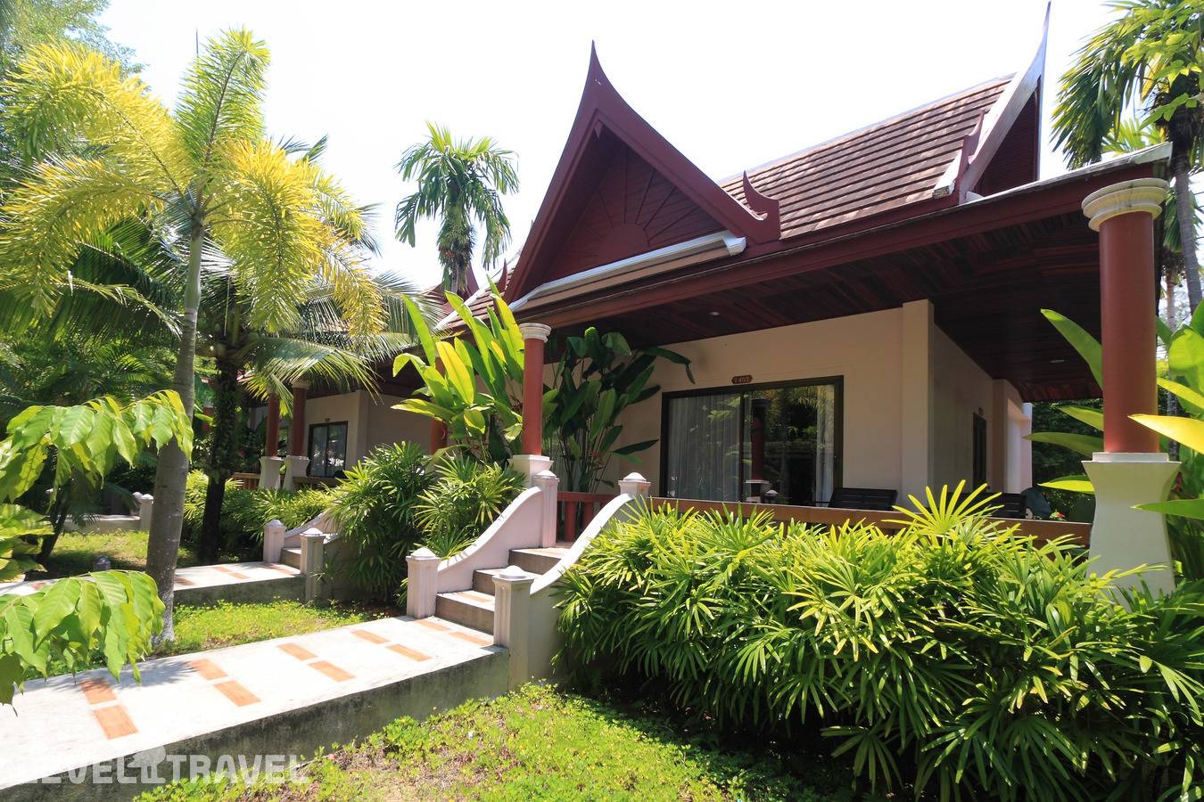 Fanari Khao Lak Resort