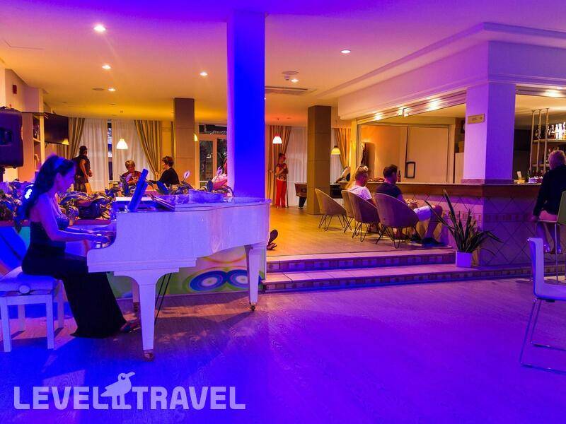 Фотография Eix Alcudia Hotel (Adults Only 18+)
