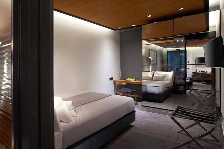 Met34 Athens Hotel