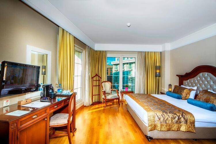 Recital Hotel