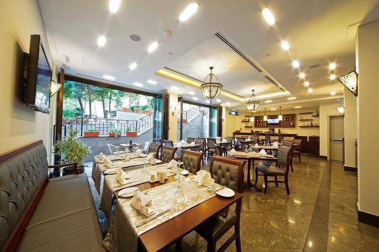 Recital Hotel