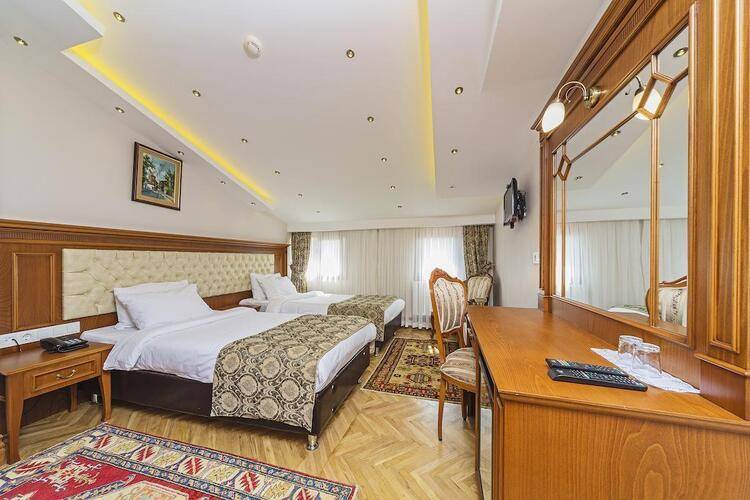 Spectra Hotel