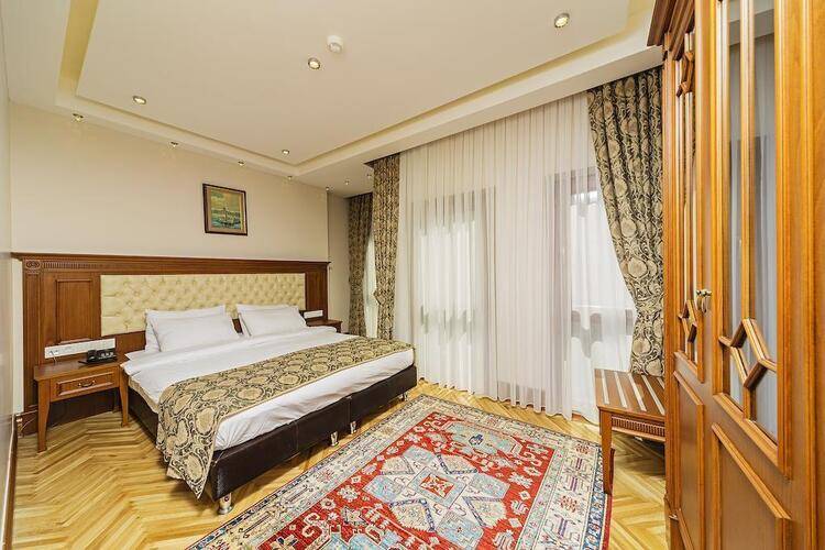 Spectra Hotel