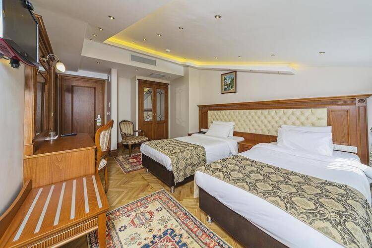 Spectra Hotel