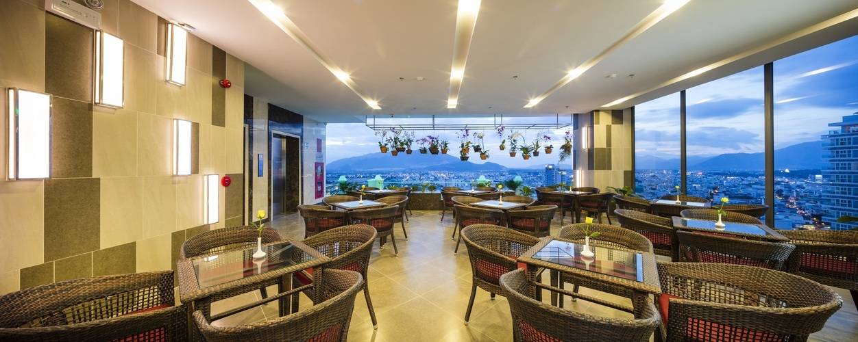 Green Lighthouse Hotel