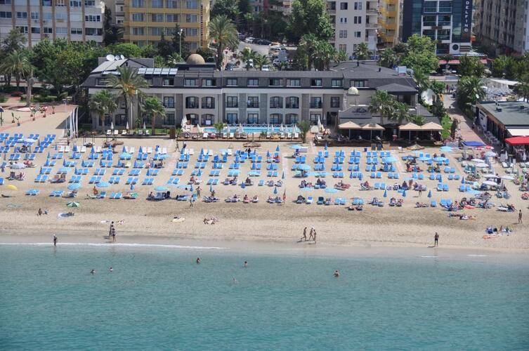 Alaadin Beach