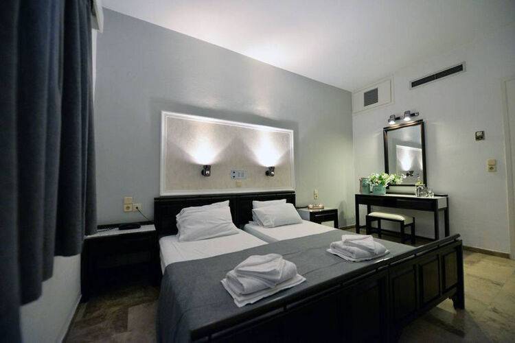 Anna Apartments