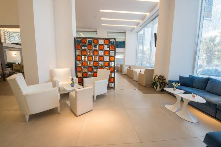 Astron Hotel