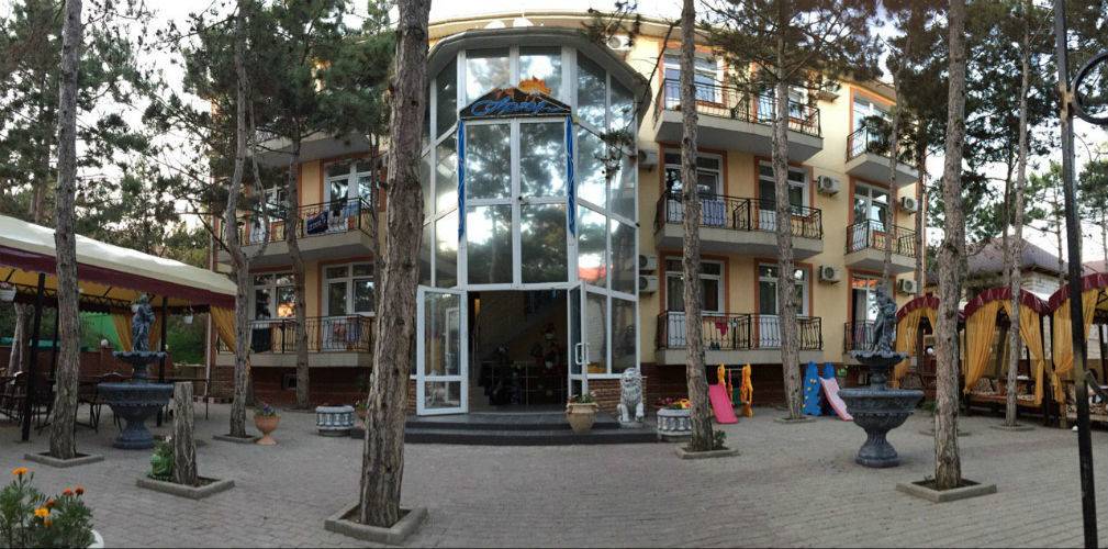 Арпат Коттедж