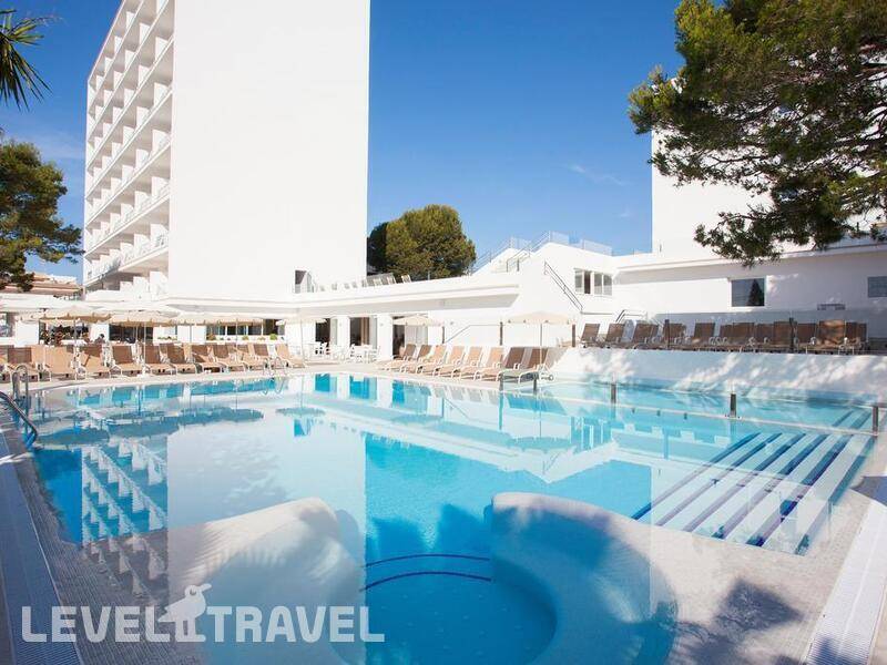 Фотография Grupotel Farrutx