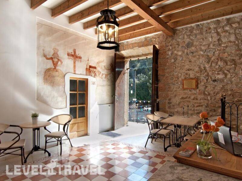 Фотография Petit Hotel Hostatgeria La Victoria