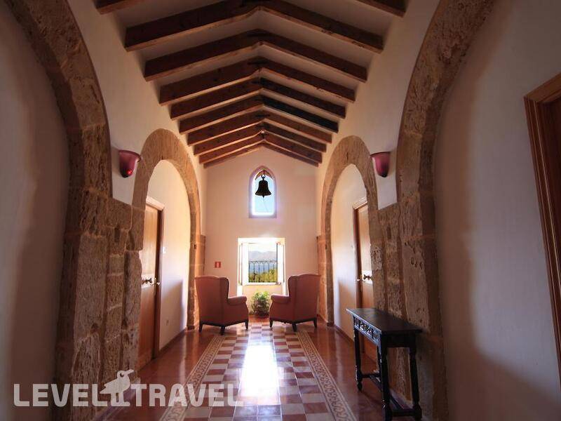 Фотография Petit Hotel Hostatgeria La Victoria