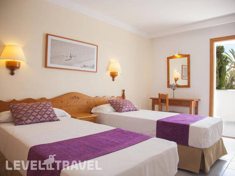 Фотография Inturotel Cala Azul Garden