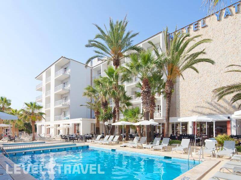Фотография JS Yate Hotel