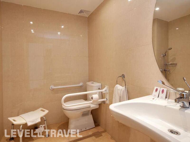 Фотография JS Yate Hotel