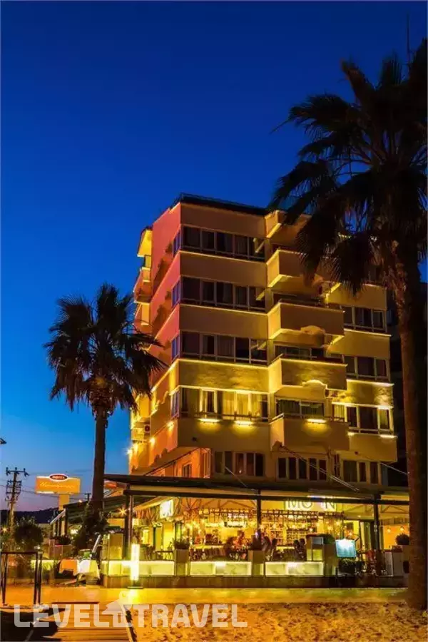 Honeymoon Beach Hotel