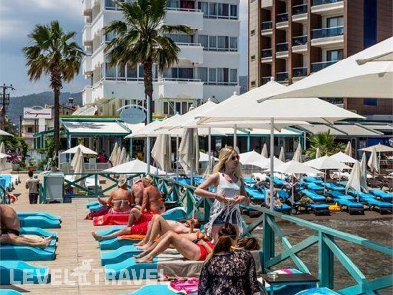 Фотография Honeymoon Beach Hotel