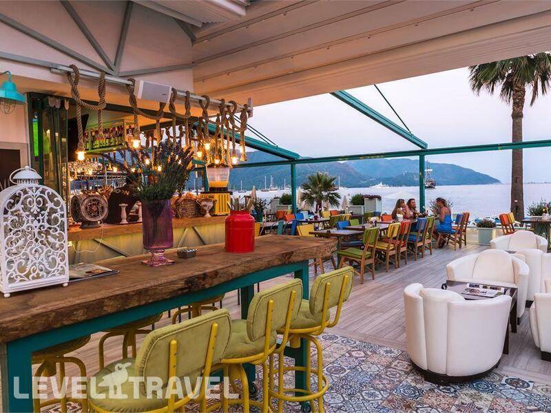 Фотография Honeymoon Beach Hotel