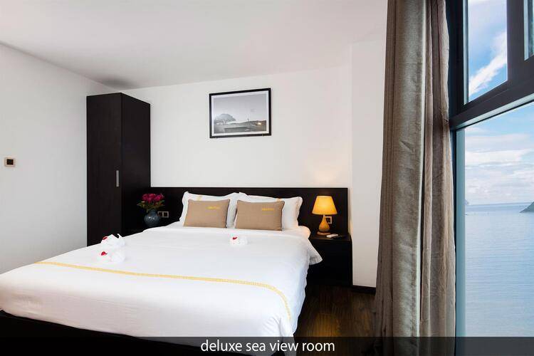 Meriton Hotel