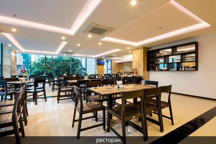 Meriton Hotel