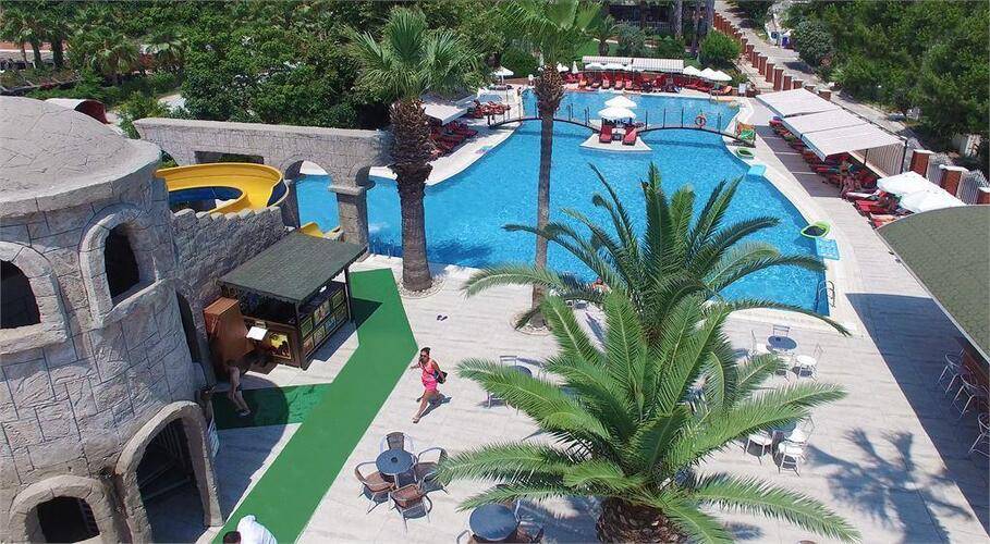 Thalia Beach Resort