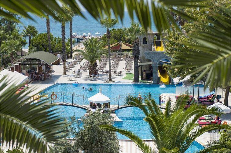 Thalia Beach Resort