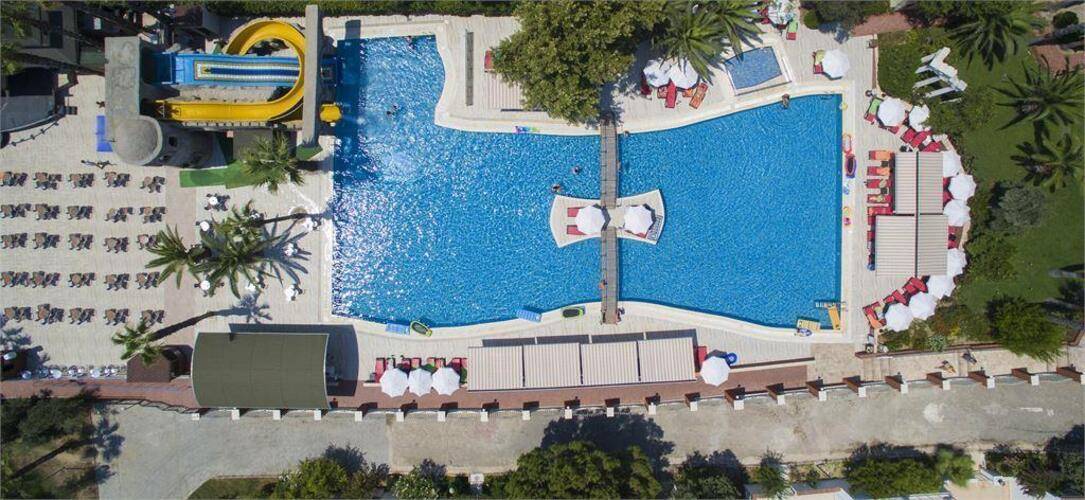 Thalia Beach Resort
