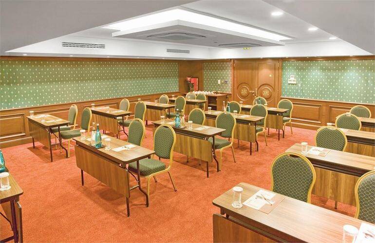 Hurry Inn Hotel