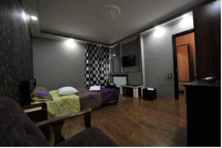 DKD Bridge Hotel